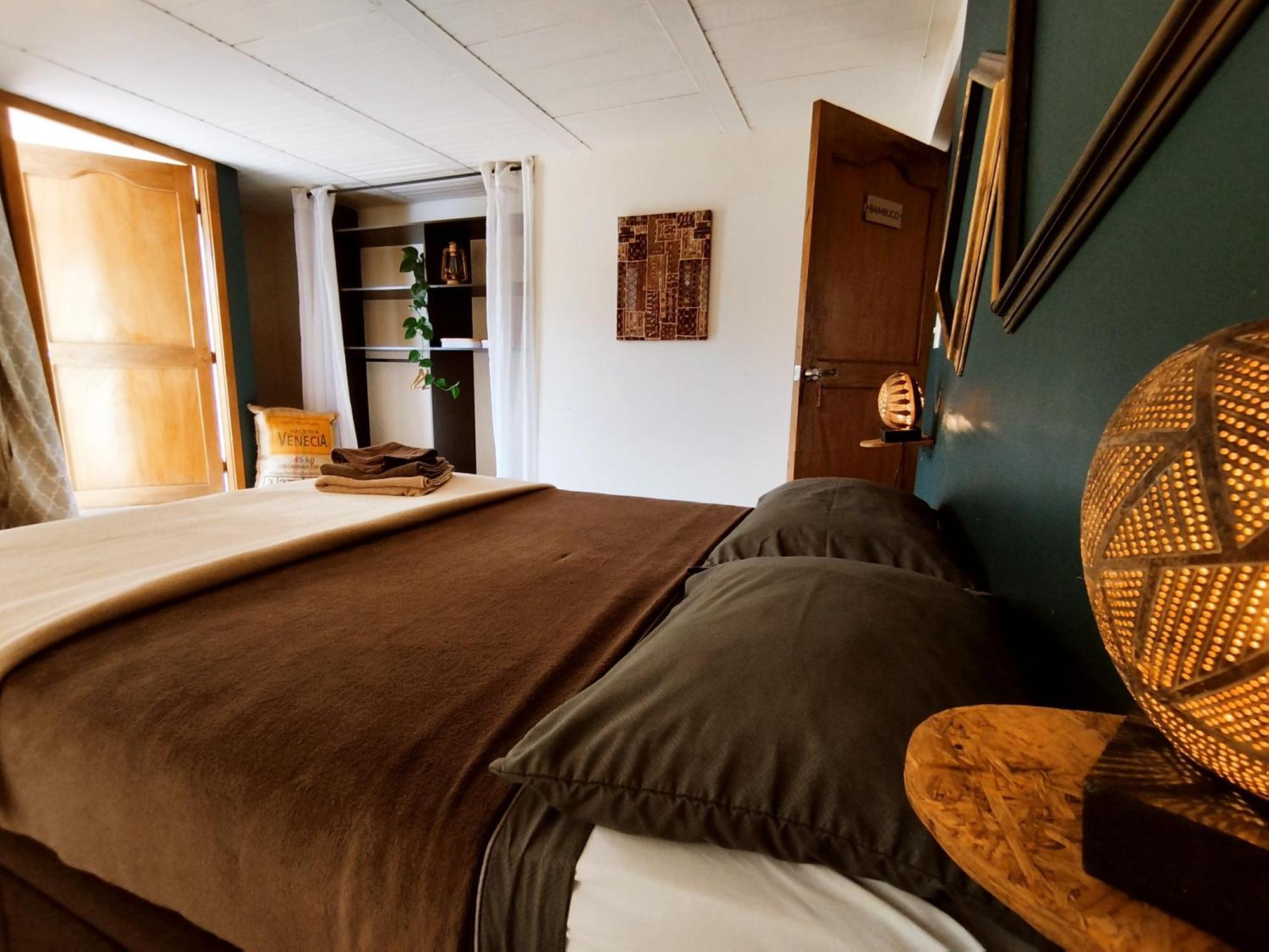 Hostel Casa Kayam Art Coliving Coworking *