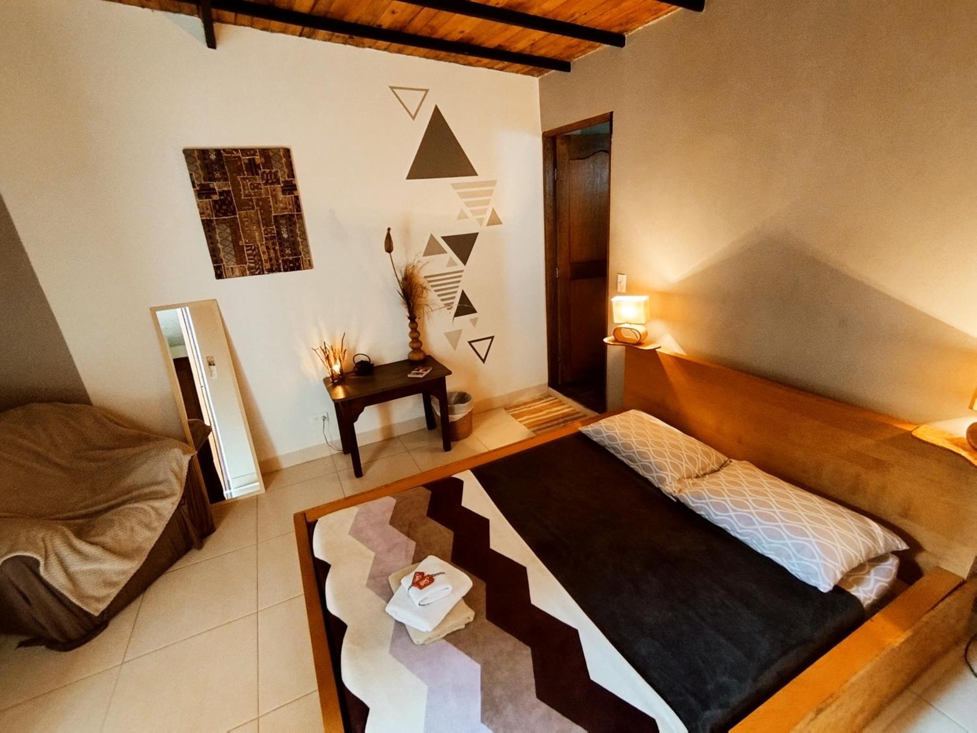Albergue Casa Kayam Y Residencia Artística *