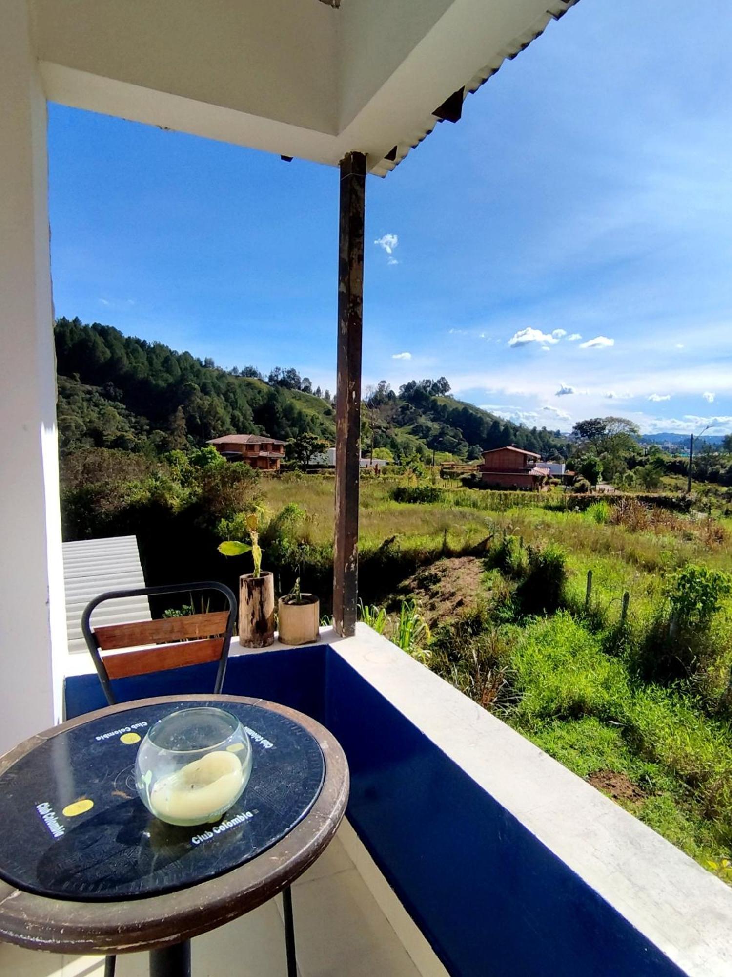 Casa Kayam Y Residencia Artística Albergue *