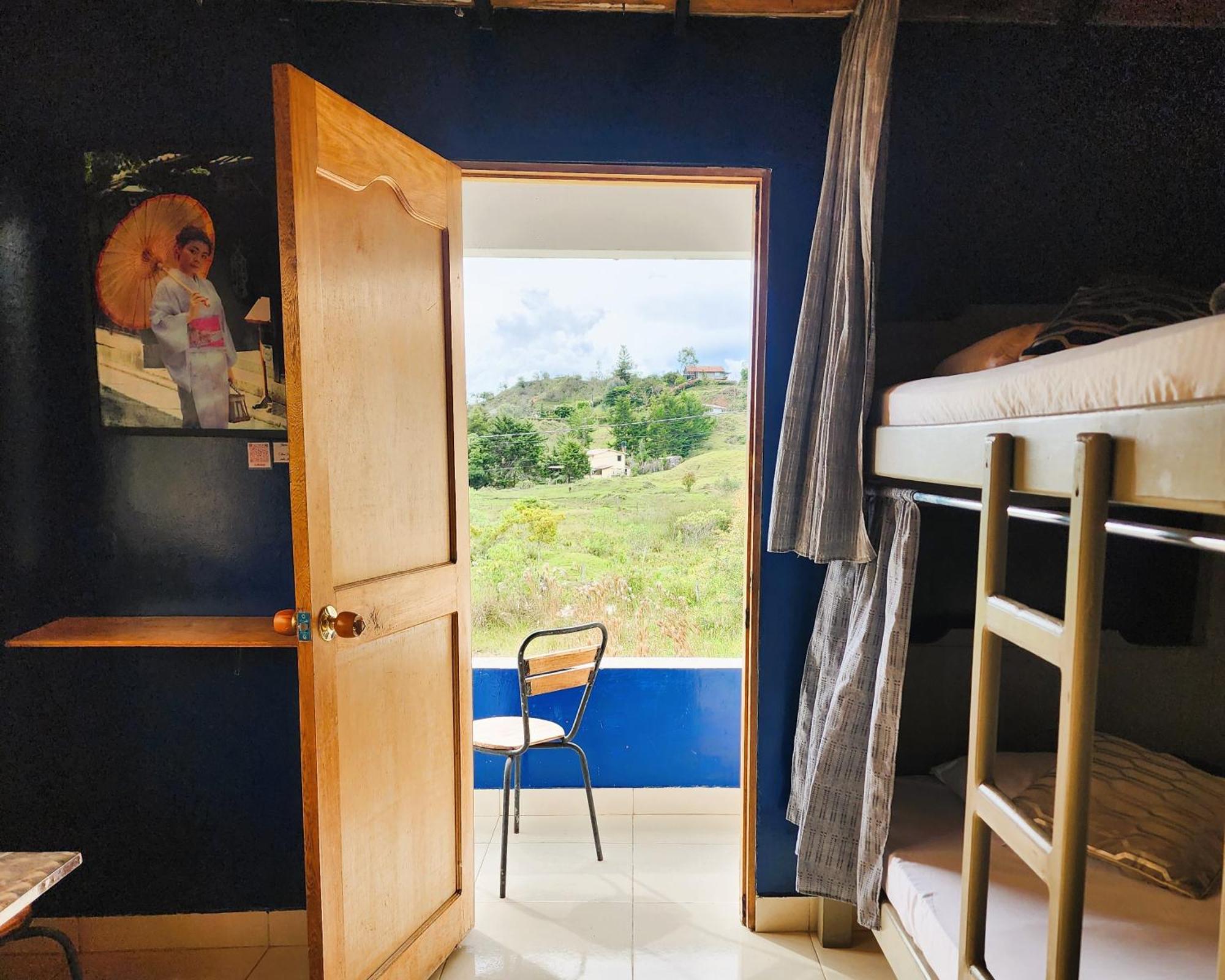 Casa Kayam Y Residencia Artística Albergue Guatapé